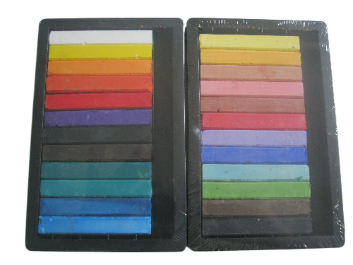 Ensemble de 24 pastels d'artiste  fabriqué en Italie